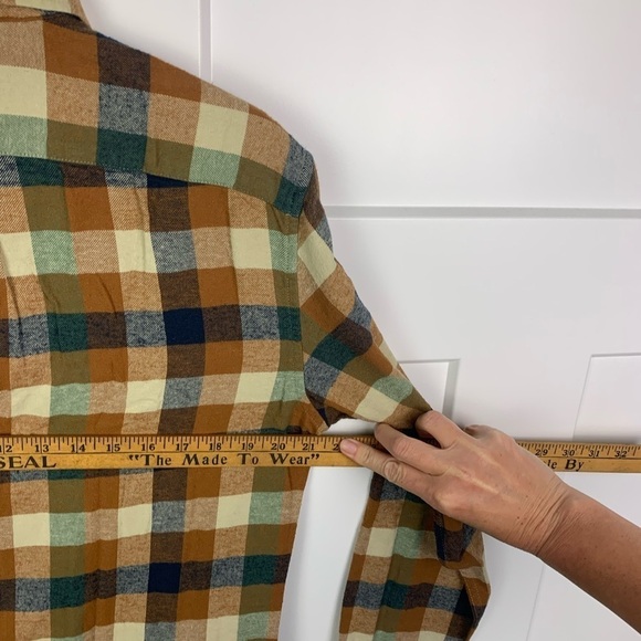 NWT J Crew Factory Men SMALL Buffalo Check Flannel Shirt Brown Navy Long Sleeve - Picture 3 of 7